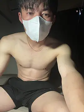 boy japan12 online show from 04-20-26, 10:55