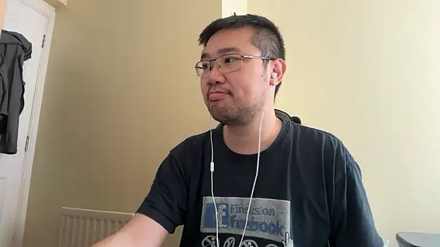 Snapshot of jasonryu2025 chatting on 05-23-26, 01:32 jasonryu2025 online show from 05-23-26, 01:32