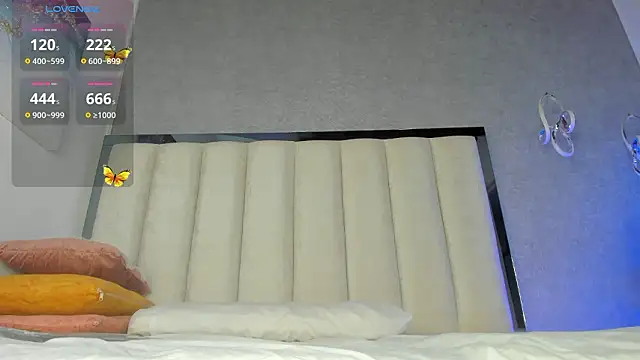 Snapshot of Ambarr_Moon_ chatting on 02-26-26, 07:25 Ambarr Moon online show from 02-26-26, 07:25