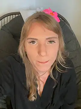 TiffyRose online show from 02-25-26, 02:17