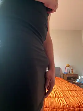 foudesexe23 online show from 04-10-26, 08:43