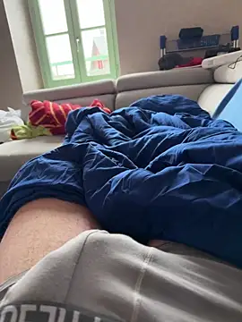 foudesexe23 online show from 04-01-26, 04:48