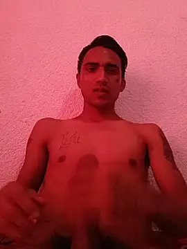 reyesx4 online show from 06-18-26, 02:11