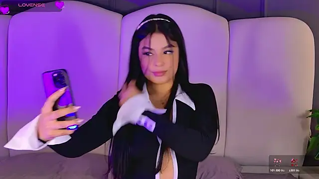 BrunaMonroee online show from 04-15-26, 03:49