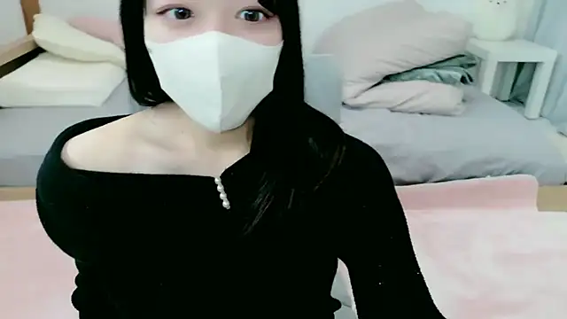 natsuka-chan online show from 03-07-26, 05:36