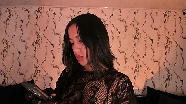 Snapshot of Fiorelaa_ chatting on 06-30-26, 11:32 Fiorelaa online show from 06-30-26, 11:32