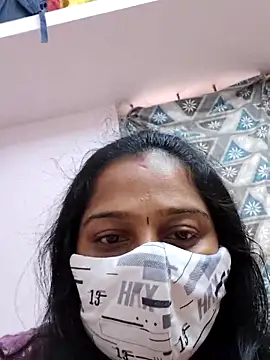 Shaliniqueen online show from 06-15-26, 12:27