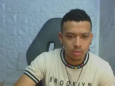 Snapshot of dylans_brown chatting on 02-25-26, 01:22 dylans brown online show from 02-25-26, 01:22