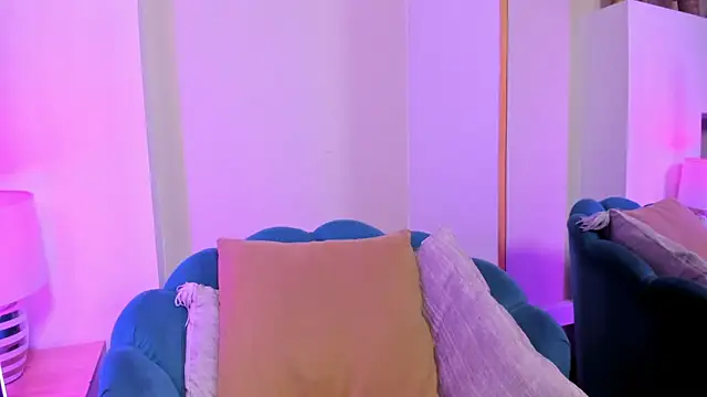 Snapshot of Nayla_Grey chatting on 03-03-26, 03:46 Nayla Grey online show from 03-03-26, 03:46