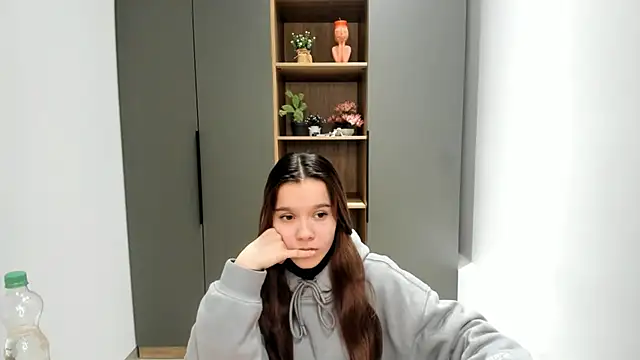 LouanneBrant online show from 02-21-26, 12:18