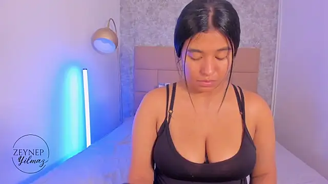 ZeynepYilmaz online show from 04-11-26, 08:56