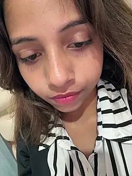 Snapshot of its_anuuu chatting on 02-21-26, 10:17 its anuuu online show from 02-21-26, 10:17