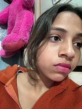 Snapshot of its_anuuu chatting on 02-23-26, 06:41 its anuuu online show from 02-23-26, 06:41