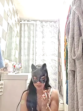 halii21 online show from 04-13-26, 11:42