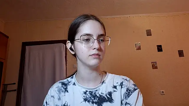Katelemon online show from 06-15-26, 12:27