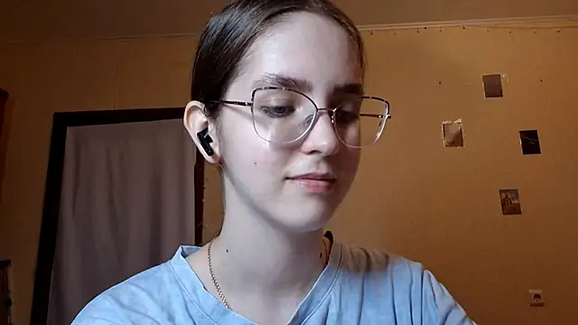 Katelemon online show from 05-17-26, 02:17