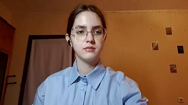 Katelemon online show from 04-20-26, 01:35