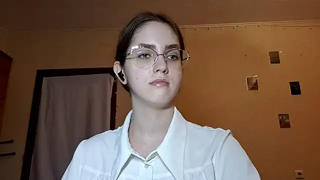 Katelemon online show from 04-27-26, 02:37