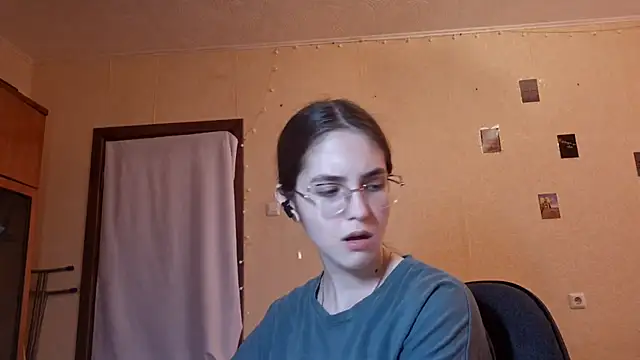 Katelemon online show from 06-12-26, 09:18