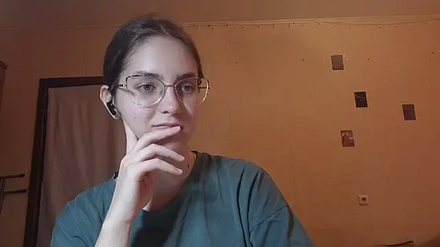 Katelemon online show from 07-14-26, 01:50