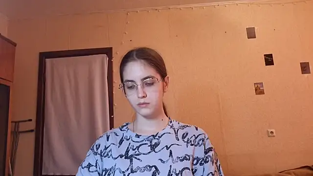 Katelemon online show from 07-09-26, 10:48
