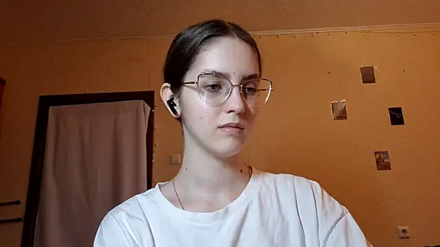 Katelemon online show from 05-24-26, 01:44