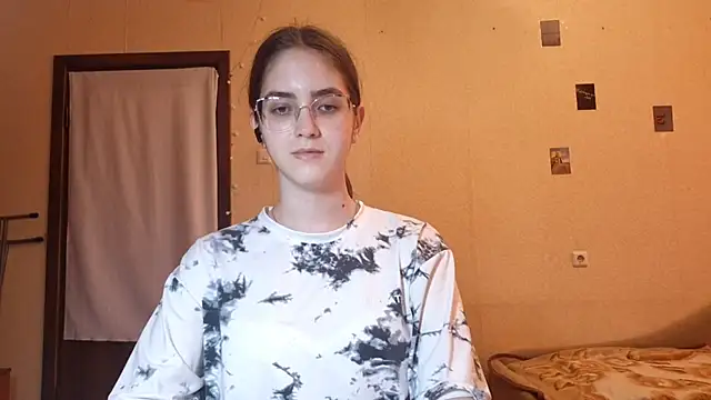 Katelemon online show from 07-16-26, 10:45