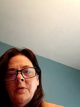 Snapshot of sexyhotcheryl chatting on 04-26-26, 03:09 sexyhotcheryl online show from 04-26-26, 03:09