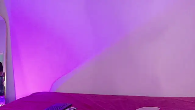 JenniferGreco online show from 04-23-26, 10:22