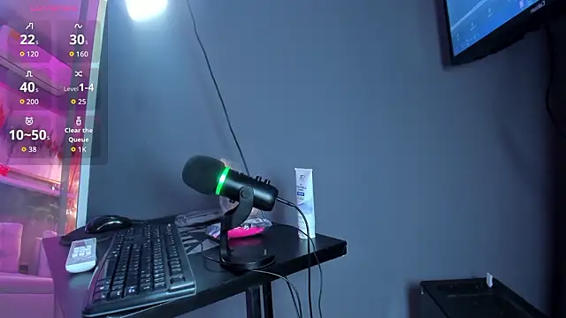 Snapshot of janinne_lu chatting on 02-28-26, 11:10 janinne lu online show from 02-28-26, 11:10