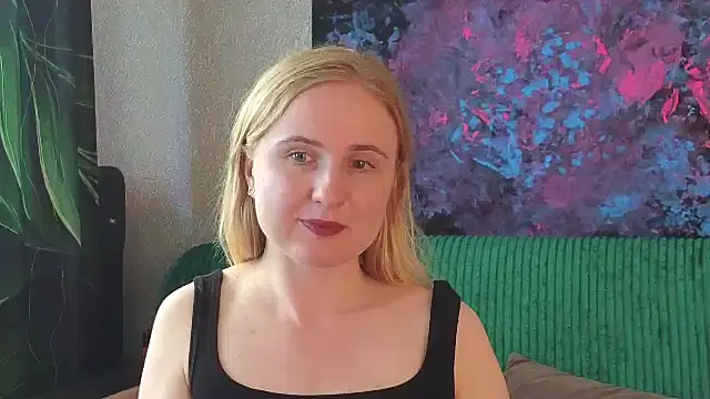 Snapshot of Lanavi_Smile chatting on 06-26-26, 06:08 Lanavi Smile online show from 06-26-26, 06:08