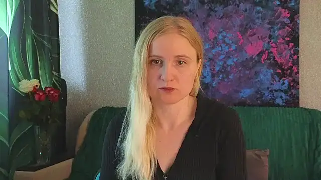 Snapshot of Lanavi_Smile chatting on 07-10-26, 06:24 Lanavi Smile online show from 07-10-26, 06:24