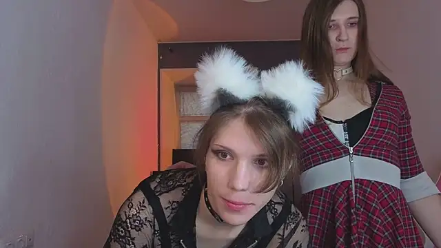 ZoriaLovesLuna online show from 03-22-26, 02:07