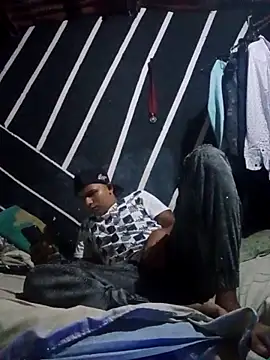 zeus23cm1 online show from 02-25-26, 05:51