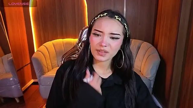 Snapshot of Daphne_nicole_b chatting on 06-09-26, 12:50 Daphne nicole b online show from 06-09-26, 12:50