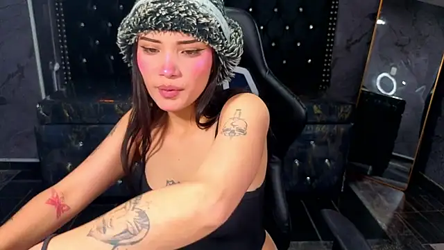 Snapshot of Daphne_nicole_b chatting on 07-07-26, 12:52 Daphne nicole b online show from 07-07-26, 12:52