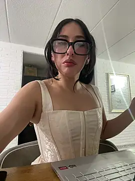 susi chimm online show from 04-11-26, 01:46