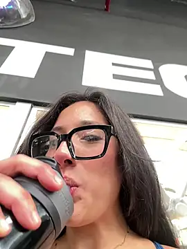 susi chimm online show from 03-20-26, 03:24