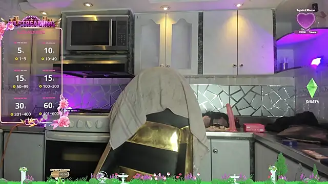 Snapshot of CrisOzzz chatting on 06-19-26, 06:03 CrisOzzz online show from 06-19-26, 06:03