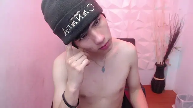 Stich 23 online show from 03-27-26, 05:05