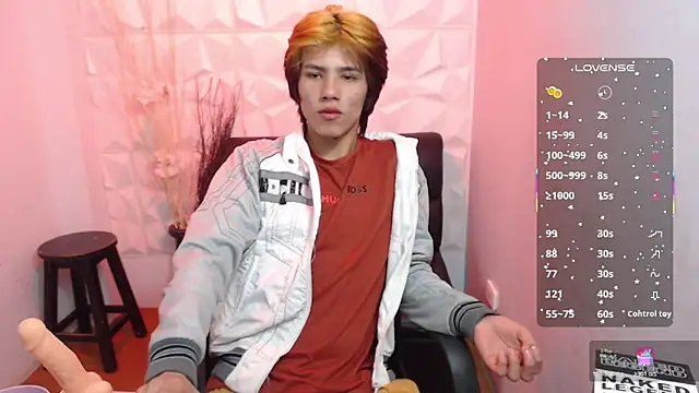 Snapshot of Stich_23 chatting on 06-12-26, 05:38 Stich 23 online show from 06-12-26, 05:38