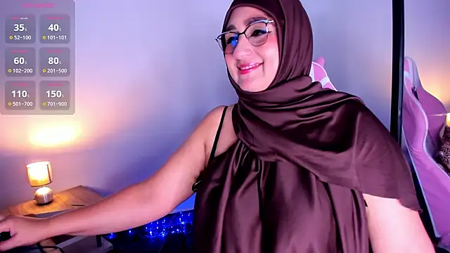 HijabiMilff online show from 03-20-26, 02:18