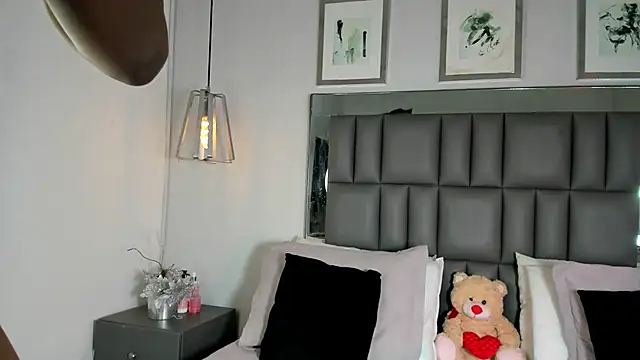 Snapshot of Kataleya_west chatting on 07-01-26, 08:42 Kataleya west online show from 07-01-26, 08:42