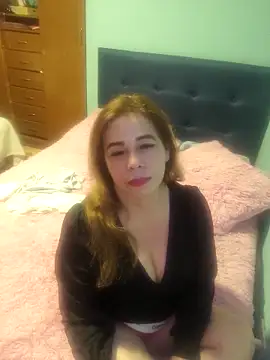 Snapshot of rubiii1972 chatting on 03-10-26, 03:10 rubiii1972 online show from 03-10-26, 03:10