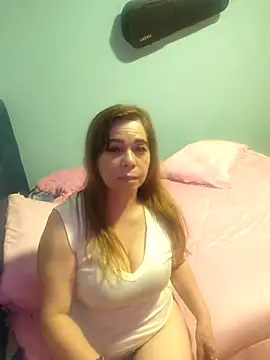 Snapshot of rubiii1972 chatting on 03-02-26, 06:14 rubiii1972 online show from 03-02-26, 06:14