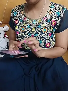 Queenlipx online show from 03-14-26, 03:40