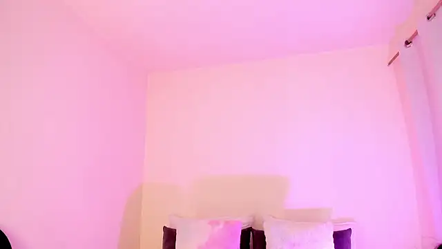 MIAA ROBERTSS online show from 03-28-26, 06:14