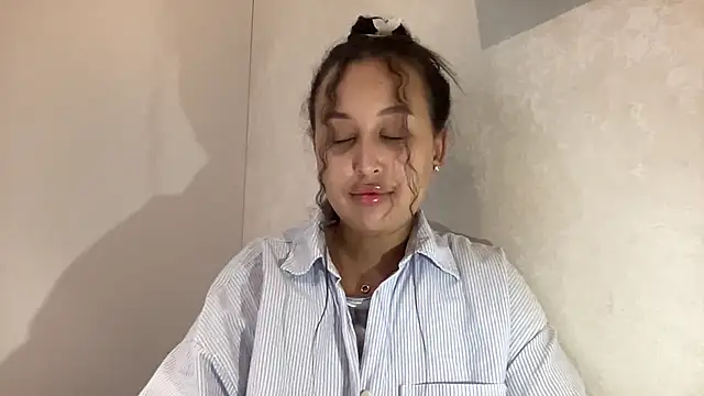 Dana 005 online show from 07-16-26, 08:06