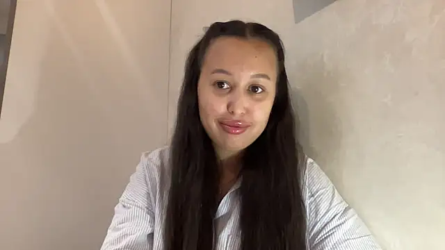 Dana 005 online show from 04-28-26, 08:57