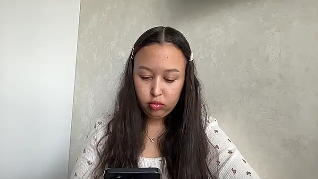 Dana 005 online show from 04-30-26, 02:57